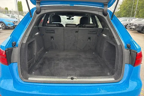 VF19HBZ Audi A4 Avant Avant Black Edition 40 TFSI 190 PS S tronic Thumbnail #7