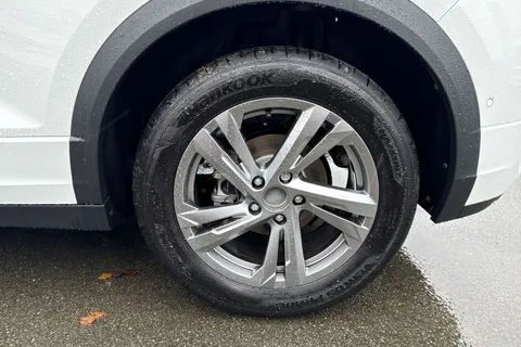  Volkswagen T-Roc 1.5 TSI R-Line DSG 2WD Euro 6 (s/s) 2dr Thumbnail #11