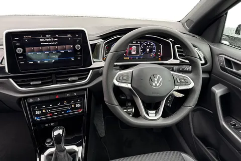  Volkswagen T-Roc 1.5 TSI R-Line DSG 2WD Euro 6 (s/s) 2dr Thumbnail #17