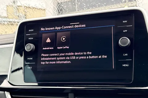  Volkswagen T-Roc 1.5 TSI R-Line DSG 2WD Euro 6 (s/s) 2dr Thumbnail #30