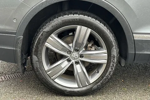 YP20UBX Volkswagen Tiguan Allspace 2.0 TDI Match Euro 6 (s/s) 5dr Thumbnail #12