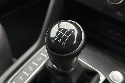 YP20UBX Volkswagen Tiguan Allspace 2.0 TDI Match Euro 6 (s/s) 5dr Thumbnail #42