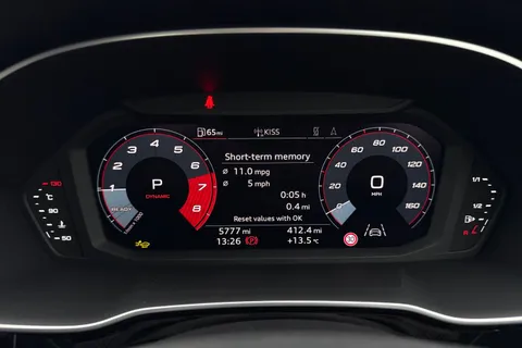 PJ25JRZ Audi Q3 Black Edition 35 TFSI  150 PS S tronic Thumbnail #51