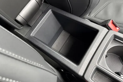 PJ25JRZ Audi Q3 Black Edition 35 TFSI  150 PS S tronic Thumbnail #62