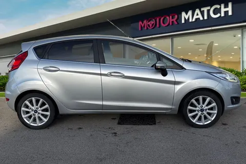 AF17LND Ford Fiesta 1.0T EcoBoost Titanium Euro 6 (s/s) 5dr Thumbnail #4