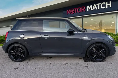 SD69LDO Mini Hatch 2.0 Cooper S Sport Steptronic Euro 6 (s/s) 3dr Thumbnail #4