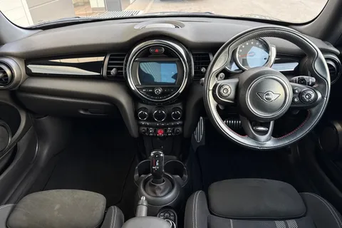 SD69LDO Mini Hatch 2.0 Cooper S Sport Steptronic Euro 6 (s/s) 3dr Thumbnail #33