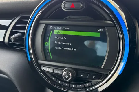 SD69LDO Mini Hatch 2.0 Cooper S Sport Steptronic Euro 6 (s/s) 3dr Thumbnail #54