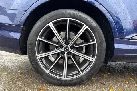 DF72HOJ Audi Q7 Black Edition 55 TFSI quattro 340 PS tiptronic Thumbnail #12