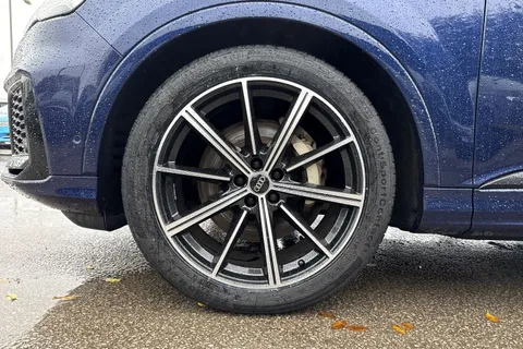 DF72HOJ Audi Q7 Black Edition 55 TFSI quattro 340 PS tiptronic Thumbnail #14