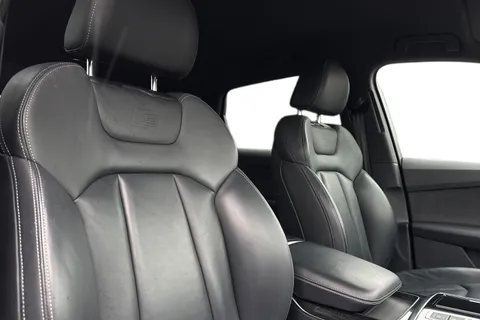 DF72HOJ Audi Q7 Black Edition 55 TFSI quattro 340 PS tiptronic Thumbnail #17