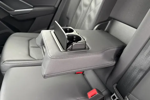 KO74PNJ Audi Q3 Black Edition 35 TFSI  150 PS S tronic Thumbnail #28