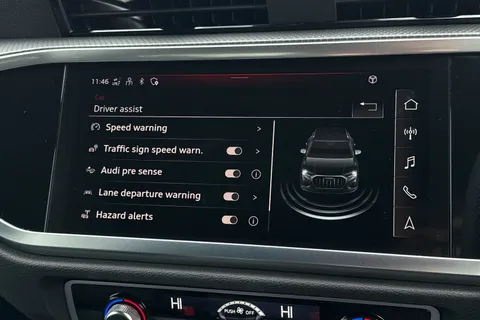 KO74PNJ Audi Q3 Black Edition 35 TFSI  150 PS S tronic Thumbnail #44