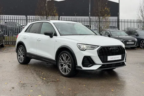 KO74PNJ Audi Q3 Black Edition 35 TFSI  150 PS S tronic Thumbnail #48