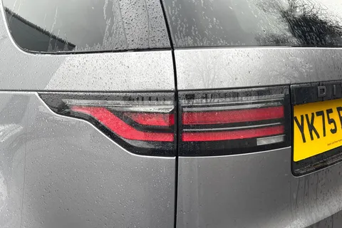 8 of 56 for Land Rover Discovery 3.0 D350 MHEV Dynamic HSE SUV 5dr Diesel Auto 4WD Euro 6 (s/s) (350 ps)