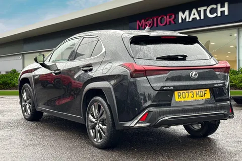 RO73HDF Lexus Ux 2.0 250h F Sport Design E-CVT Euro 6 (s/s) 5dr Thumbnail #3