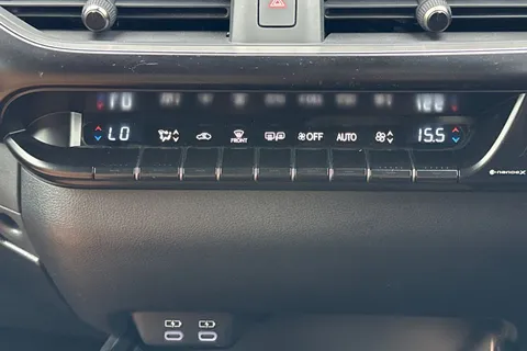 RO73HDF Lexus Ux 2.0 250h F Sport Design E-CVT Euro 6 (s/s) 5dr Thumbnail #23