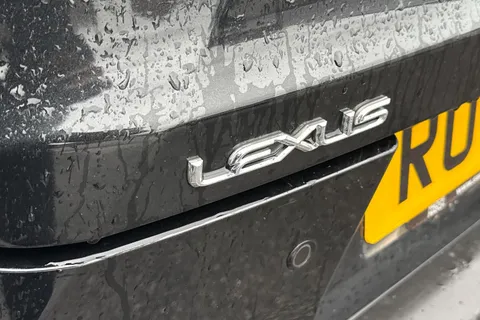 RO73HDF Lexus Ux 2.0 250h F Sport Design E-CVT Euro 6 (s/s) 5dr Thumbnail #31