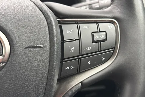 RO73HDF Lexus Ux 2.0 250h F Sport Design E-CVT Euro 6 (s/s) 5dr Thumbnail #36