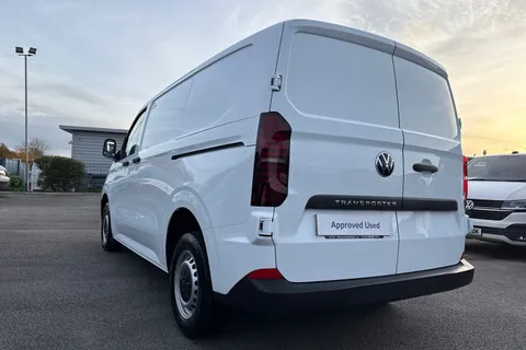 DF75FXA Volkswagen Transporter 2.0 TDI 110 Commerce Van Thumbnail #8