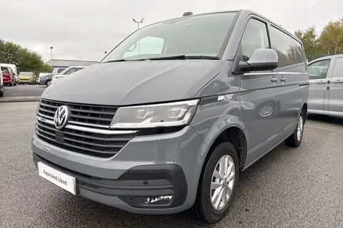 DE74BFM Volkswagen Transporter 2.0 TDI 110 Highline Van Thumbnail #29