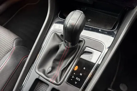 20 of 57 for SEAT Leon 1.4 EcoTSI FR Technology DSG Euro 6 (s/s) 5dr