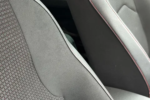 38 of 57 for SEAT Leon 1.4 EcoTSI FR Technology DSG Euro 6 (s/s) 5dr