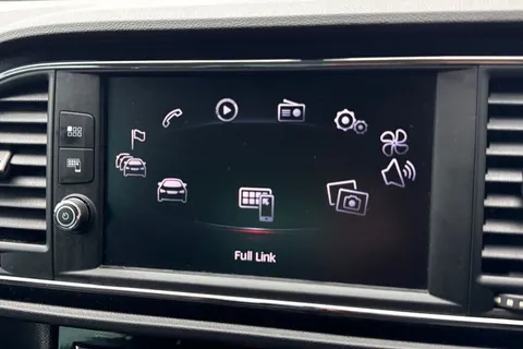 44 of 57 for SEAT Leon 1.4 EcoTSI FR Technology DSG Euro 6 (s/s) 5dr