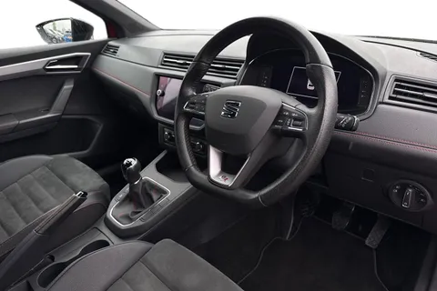 MW20LUF SEAT Ibiza 1.0 TSI 95 FR Sport [EZ] 5dr Thumbnail #9