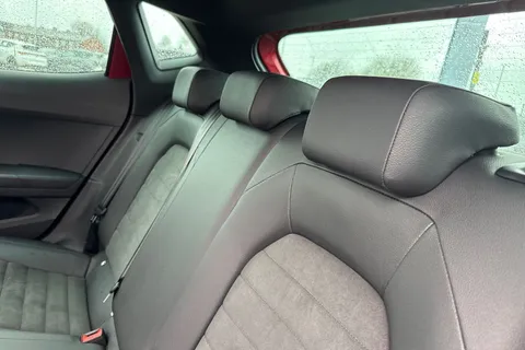 MW20LUF SEAT Ibiza 1.0 TSI 95 FR Sport [EZ] 5dr Thumbnail #15