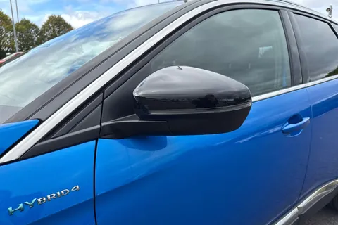 GU72NZA PEUGEOT 3008 1.6 13.2kWh GT e-EAT 4WD Euro 6 (s/s) 5dr Thumbnail #31