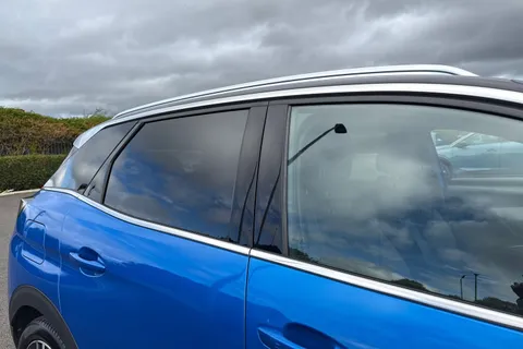 GU72NZA PEUGEOT 3008 1.6 13.2kWh GT e-EAT 4WD Euro 6 (s/s) 5dr Thumbnail #37