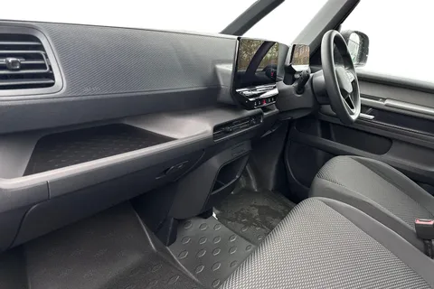 KS23VGY Volkswagen Id. Buzz Cargo 150kW Commerce 77kWh Auto Thumbnail #9