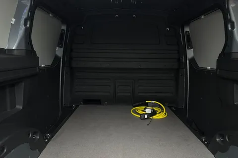 KS23VGY Volkswagen Id. Buzz Cargo 150kW Commerce 77kWh Auto Thumbnail #10