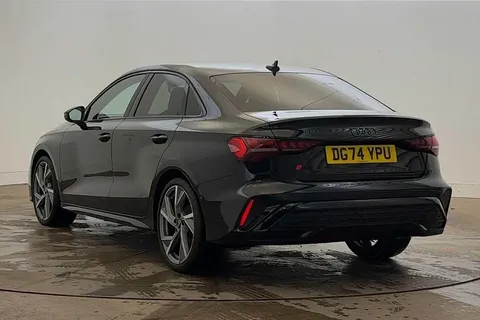 DG74YPU Audi A3 Black Edition 35 TFSI 150 PS S tronic Thumbnail #3