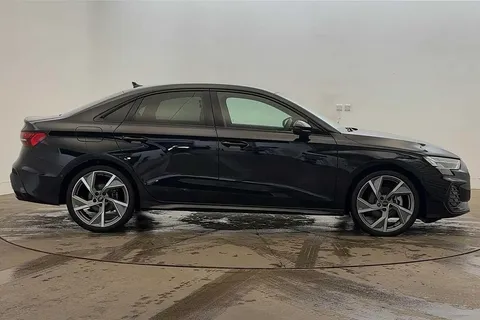 DG74YPU Audi A3 Black Edition 35 TFSI 150 PS S tronic Thumbnail #4