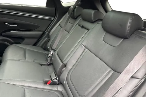 WV23KUY Hyundai Tucson 1.6 TGDi Plug-in Hybrid Ultimate 5dr 4WD Auto Thumbnail #19