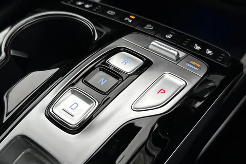 WV23KUY Hyundai Tucson 1.6 TGDi Plug-in Hybrid Ultimate 5dr 4WD Auto Thumbnail #23