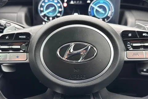 WV23KUY Hyundai Tucson 1.6 TGDi Plug-in Hybrid Ultimate 5dr 4WD Auto Thumbnail #38