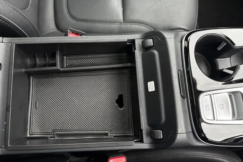 WV23KUY Hyundai Tucson 1.6 TGDi Plug-in Hybrid Ultimate 5dr 4WD Auto Thumbnail #45