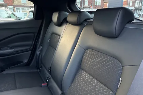 14 of 46 for NISSAN JUKE 1.0 DiG-T 114 N-Connecta 5dr