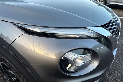 17 of 46 for NISSAN JUKE 1.0 DiG-T 114 N-Connecta 5dr