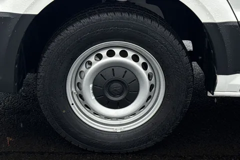 MF75FOH Volkswagen Crafter CR35 Panel Van Commerce Plus LWB 163 PS 2.0 TDI rwd manual Thumbnail #7