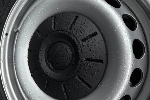 MF75FOH Volkswagen Crafter CR35 Panel Van Commerce Plus LWB 163 PS 2.0 TDI rwd manual Thumbnail #27