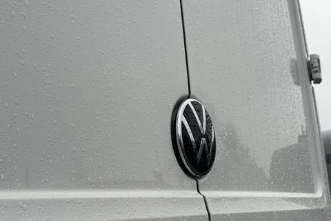 MF75FOH Volkswagen Crafter CR35 Panel Van Commerce Plus LWB 163 PS 2.0 TDI rwd manual Thumbnail #29