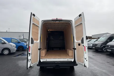 MF75FOH Volkswagen Crafter CR35 Panel Van Commerce Plus LWB 163 PS 2.0 TDI rwd manual Thumbnail #32