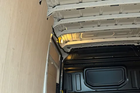 MF75FOH Volkswagen Crafter CR35 Panel Van Commerce Plus LWB 163 PS 2.0 TDI rwd manual Thumbnail #34