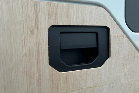 MF75FOH Volkswagen Crafter CR35 Panel Van Commerce Plus LWB 163 PS 2.0 TDI rwd manual Thumbnail #35