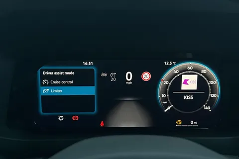 MF75FOH Volkswagen Crafter CR35 Panel Van Commerce Plus LWB 163 PS 2.0 TDI rwd manual Thumbnail #39