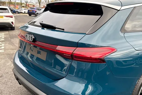  Audi A6 E-Tron Avant 83kWh S line Auto 5dr Thumbnail #8